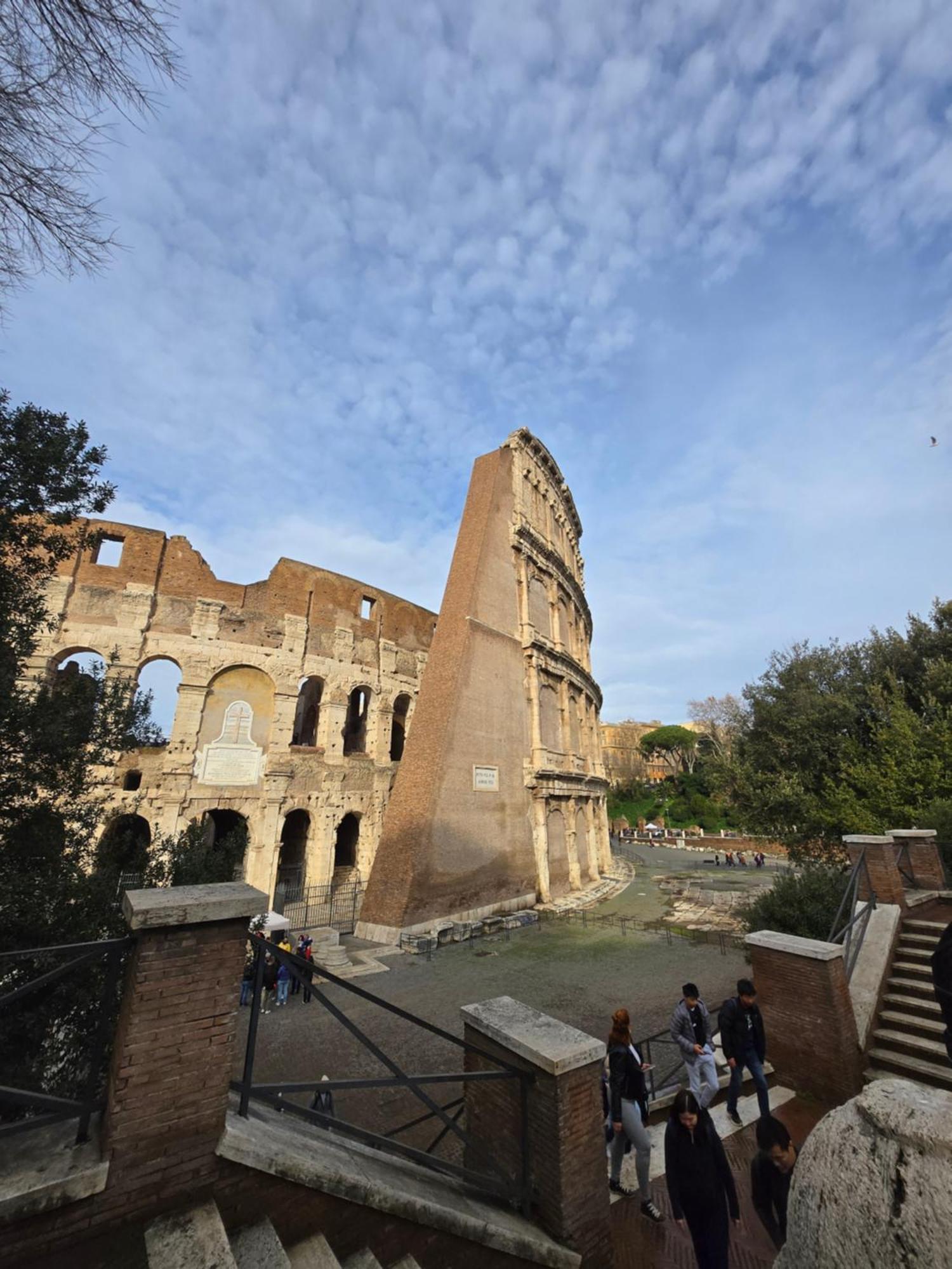 Casa Su Colosseo San Giovanni Rome Luaran gambar